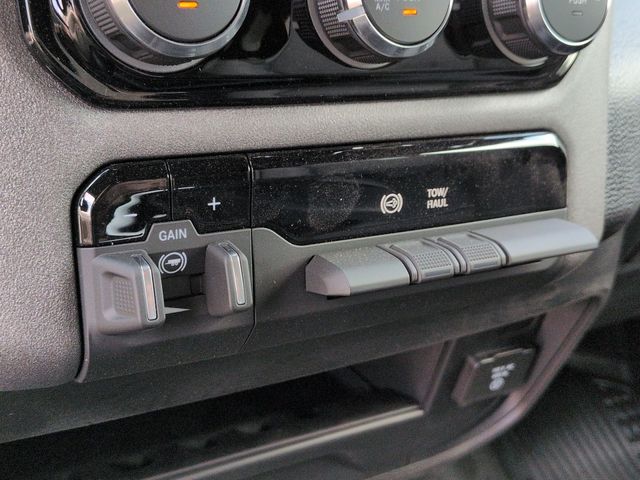 Thumbnail: 2026 RAM 3500 - 39