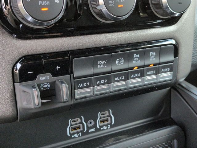 Thumbnail: 2026 RAM 3500 - 39