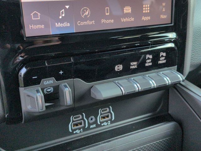 Thumbnail: 2026 RAM 3500 - 39