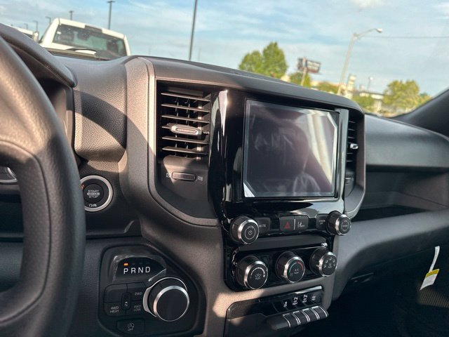 Thumbnail: 2026 RAM 1500 - 3