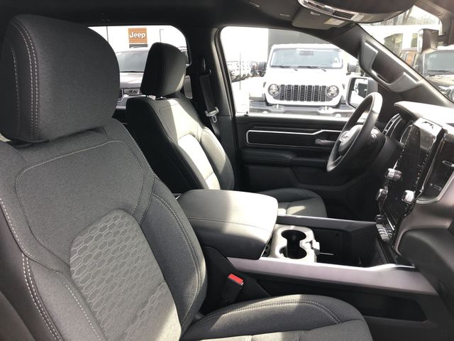 Thumbnail: 2026 RAM 1500 - 29