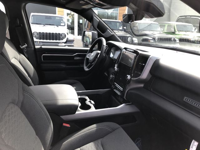 Thumbnail: 2026 RAM 1500 - 6