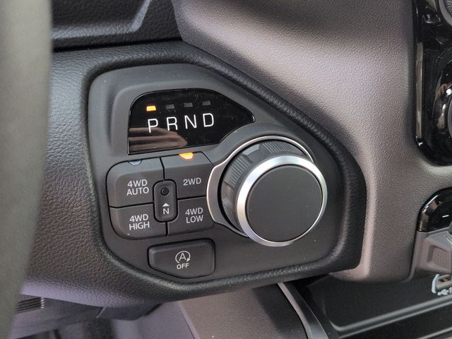 Thumbnail: 2026 RAM 1500 - 15