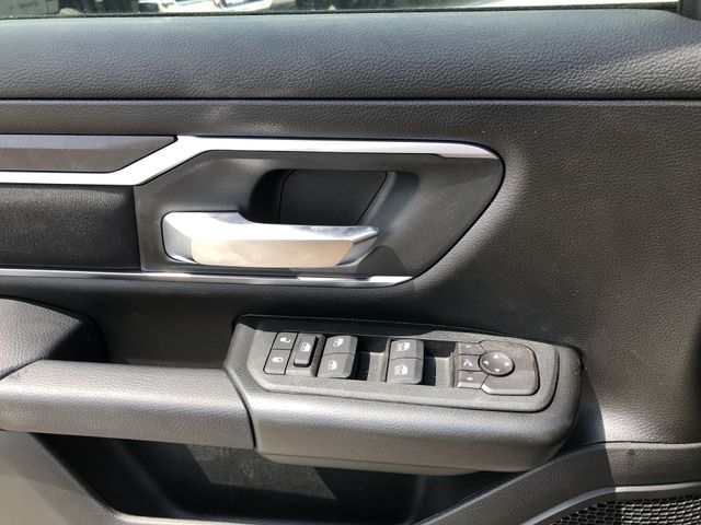 Thumbnail: 2026 RAM 1500 - 26