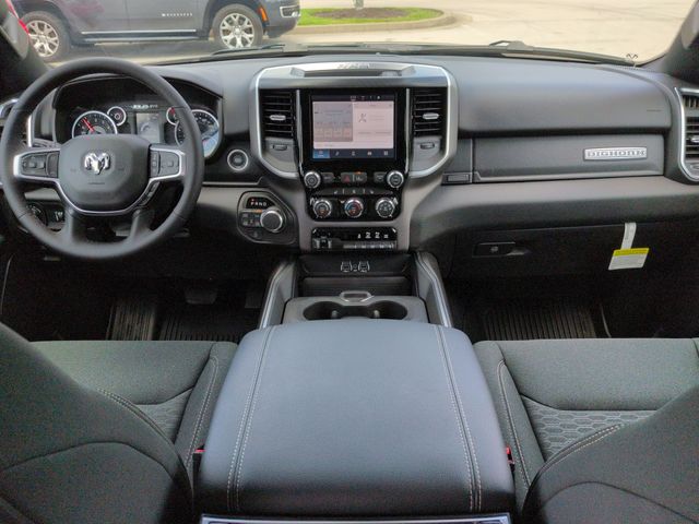 Thumbnail: 2026 RAM 1500 - 9
