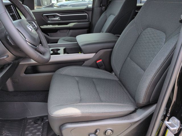 Thumbnail: 2026 RAM 1500 - 10