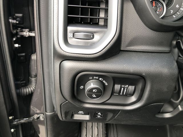 Thumbnail: 2026 RAM 1500 - 27