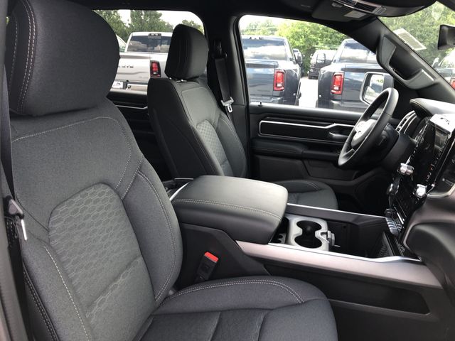 Thumbnail: 2026 RAM 1500 - 32