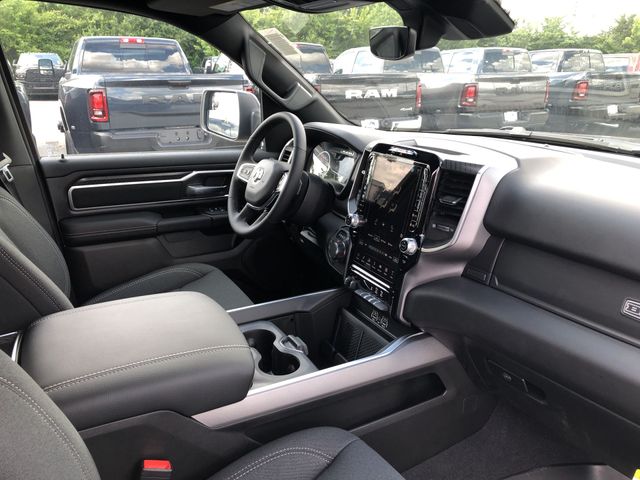 Thumbnail: 2026 RAM 1500 - 7