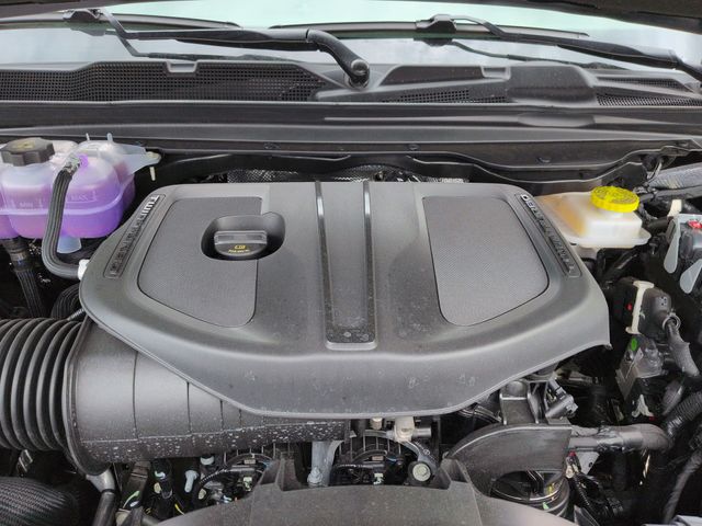 Thumbnail: 2026 RAM 1500 - 8