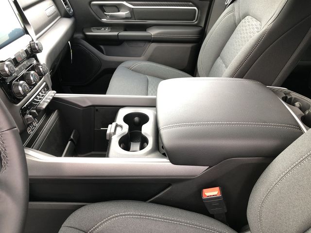 Thumbnail: 2026 RAM 1500 - 26