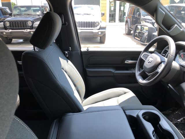 Thumbnail: 2026 RAM 1500 - 10
