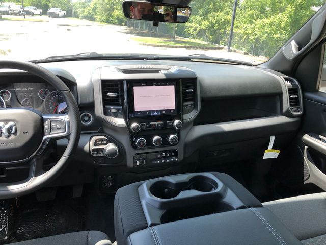 Thumbnail: 2026 RAM 1500 - 9