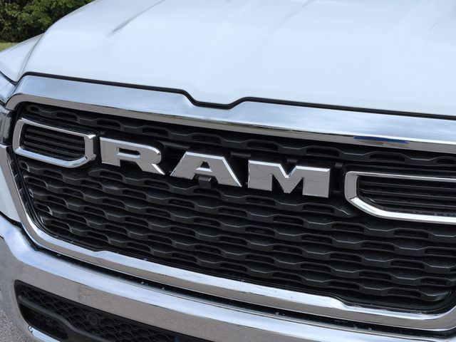 Thumbnail: 2026 RAM 1500 - 7