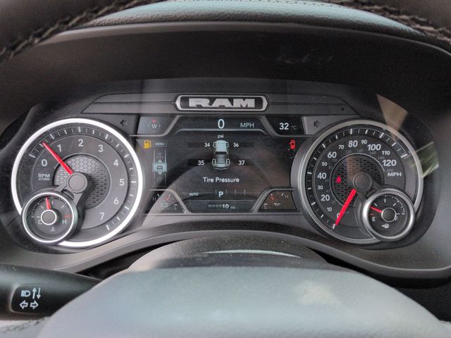 Thumbnail: 2026 RAM 1500 - 15