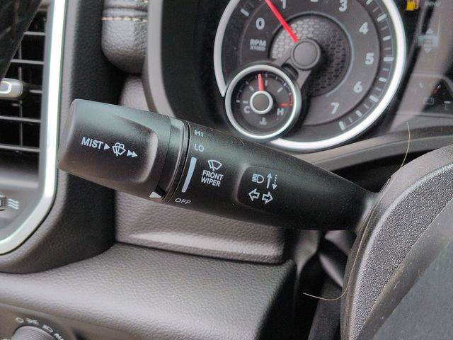 Thumbnail: 2026 RAM 1500 - 31