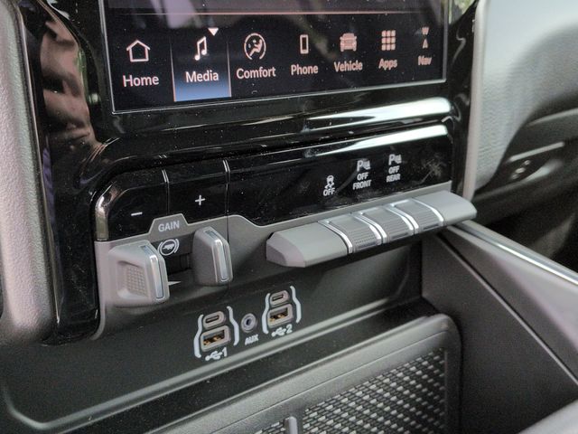 Thumbnail: 2026 RAM 1500 - 40