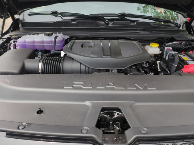 Thumbnail: 2026 RAM 1500 - 9