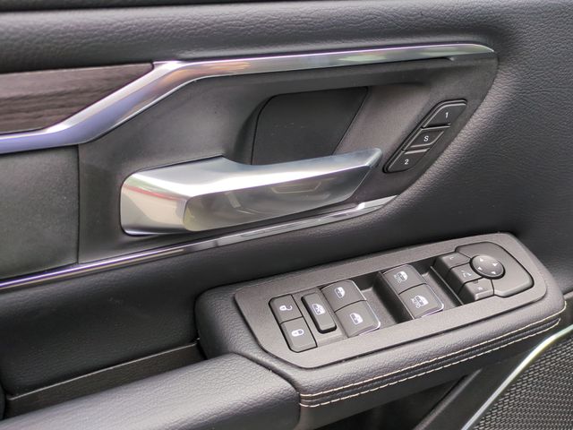 Thumbnail: 2026 RAM 1500 - 25