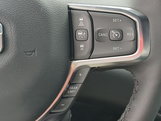 Thumbnail: 2026 RAM 1500 - 28