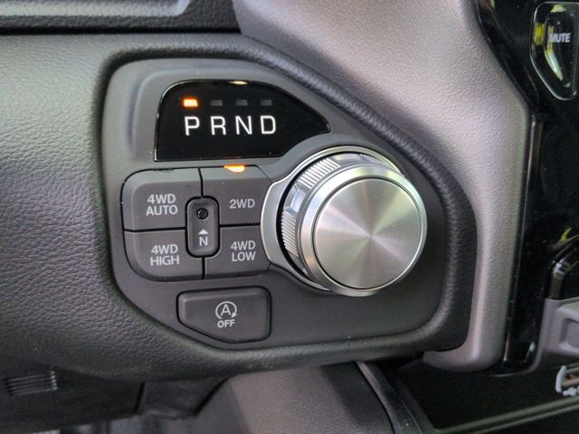Thumbnail: 2026 RAM 1500 - 38