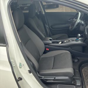 Thumbnail: 2022 Honda HR-V - 7