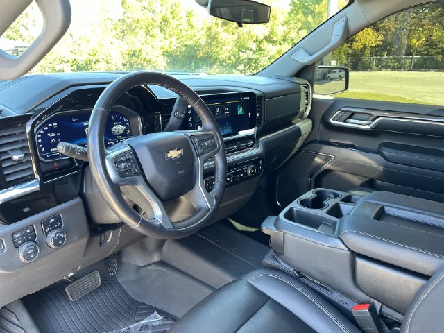 Thumbnail: 2022 Chevrolet Silverado 1500 - 2