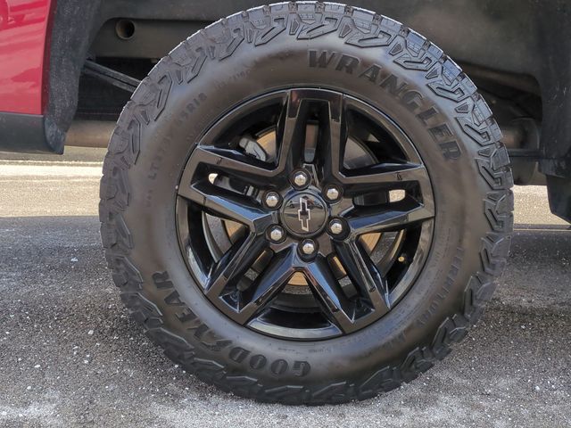 Thumbnail: 2024 Chevrolet Silverado 1500 - 8