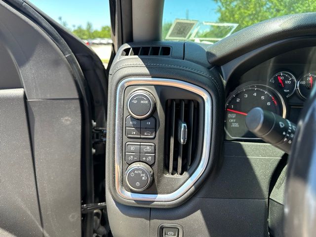 Thumbnail: 2021 Chevrolet Silverado 1500 - 16