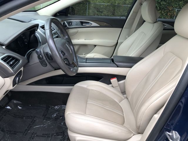 Thumbnail: 2019 Lincoln MKZ - 10