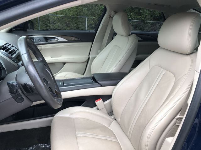 Thumbnail: 2019 Lincoln MKZ - 9