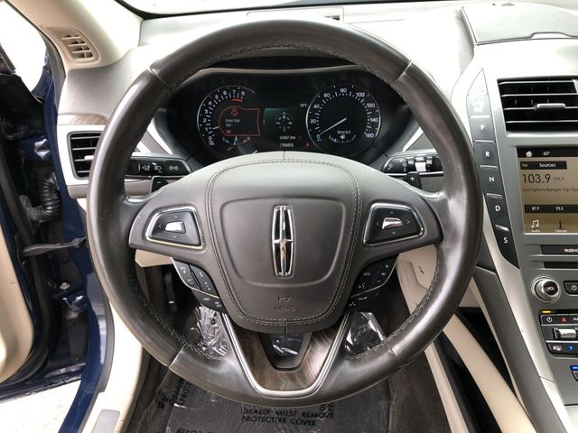 Thumbnail: 2019 Lincoln MKZ - 12