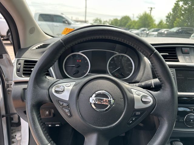 Thumbnail: 2019 Nissan Sentra - 5