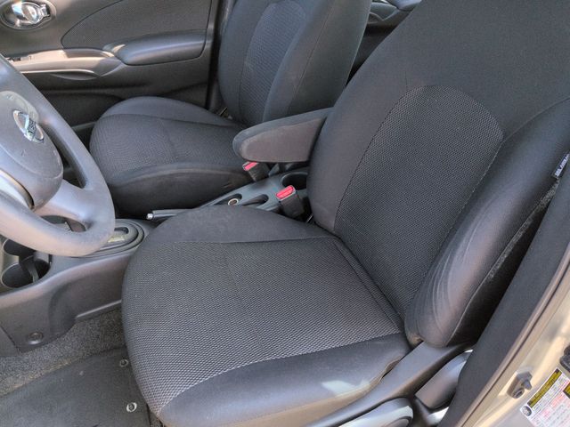 Thumbnail: 2013 Nissan Versa - 9
