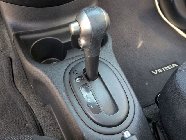 Thumbnail: 2013 Nissan Versa - 13