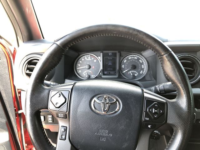 Thumbnail: 2016 Toyota Tacoma - 27