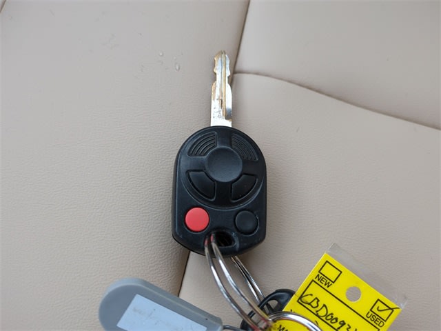 Thumbnail: 2021 Toyota Tacoma - 19