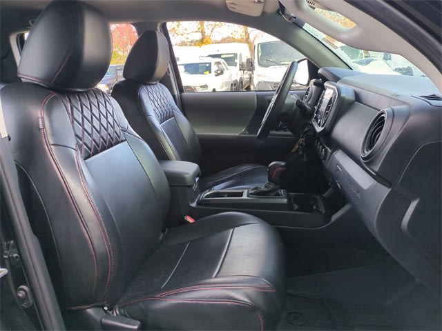 Thumbnail: 2021 Toyota Tacoma - 12