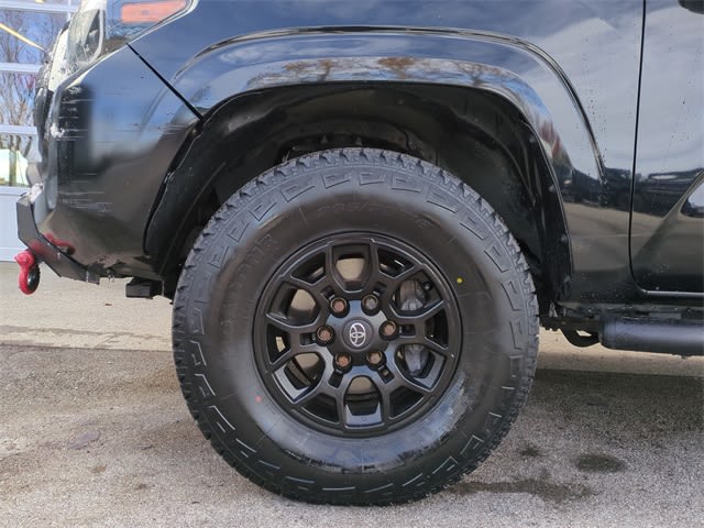 Thumbnail: 2021 Toyota Tacoma - 8