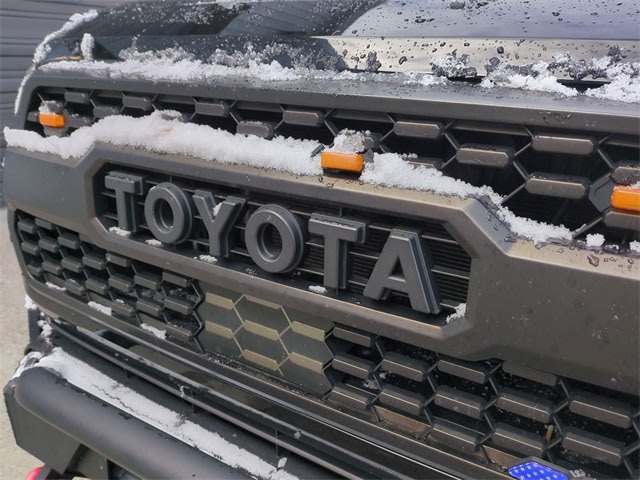 Thumbnail: 2021 Toyota Tacoma - 7