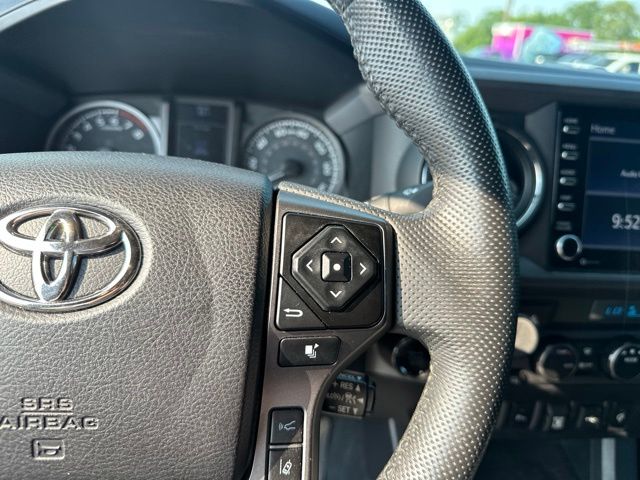 Thumbnail: 2021 Toyota Tacoma - 13