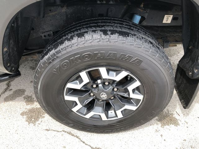 Thumbnail: 2021 Toyota Tacoma - 7