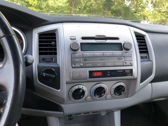 Thumbnail: 2009 Toyota Tacoma - 26