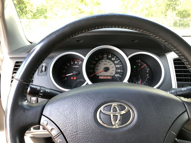 Thumbnail: 2009 Toyota Tacoma - 29
