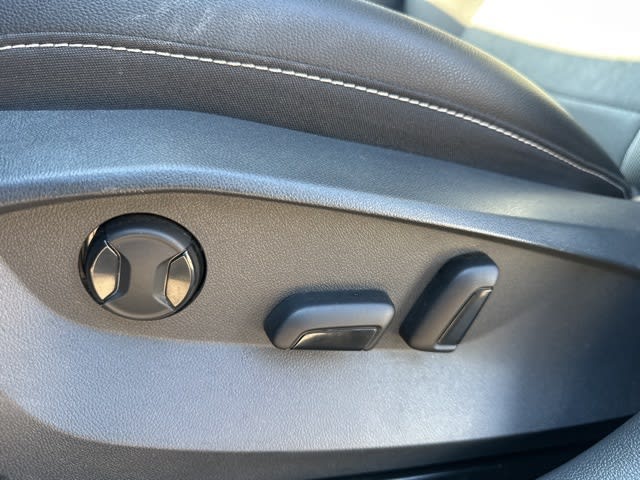 Thumbnail: 2022 Volkswagen Taos - 15