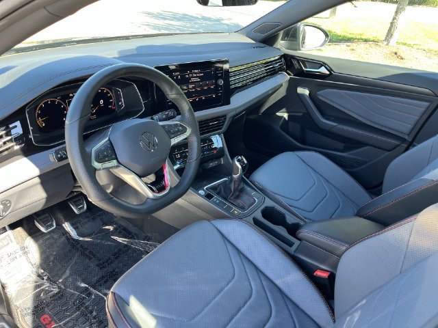 Thumbnail: 2026 Volkswagen Jetta - 2