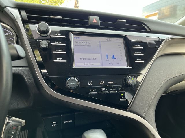 Thumbnail: 2019 Toyota Camry - 28