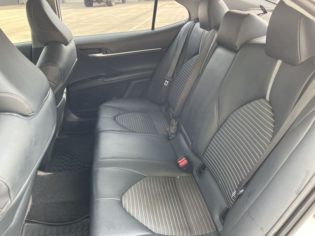 Thumbnail: 2019 Toyota Camry - 11