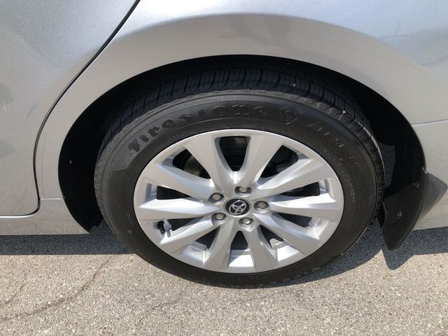 Thumbnail: 2019 Toyota Camry - 7