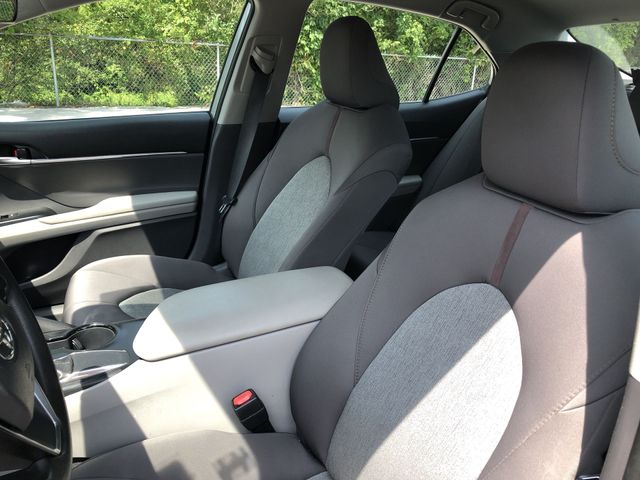 Thumbnail: 2019 Toyota Camry - 11